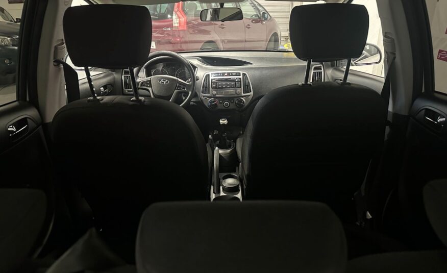 HYUNDAI I20 1.4 CRDi SLE
