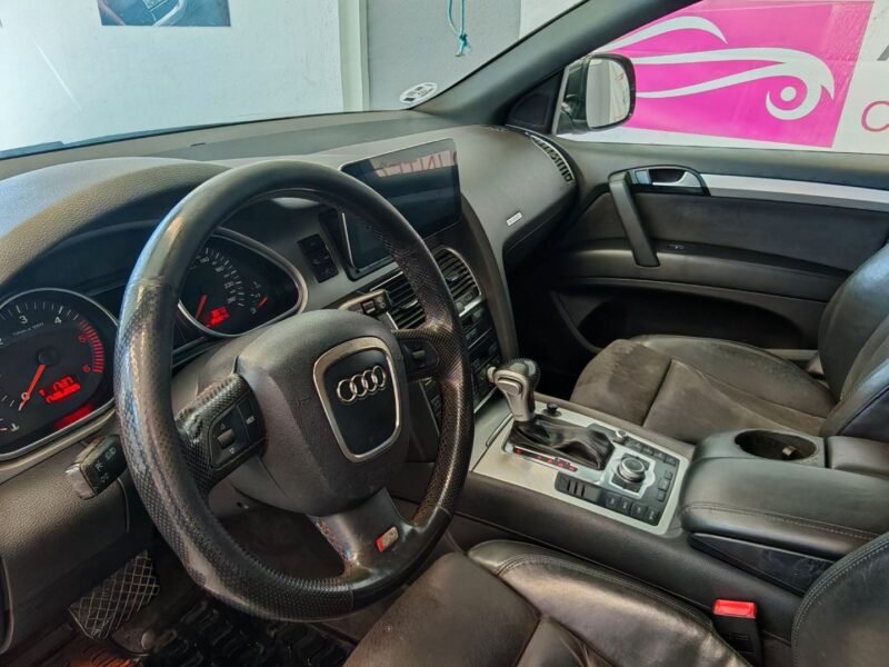 AUDI Q7 3.0 TDI quattro tiptronic DPF