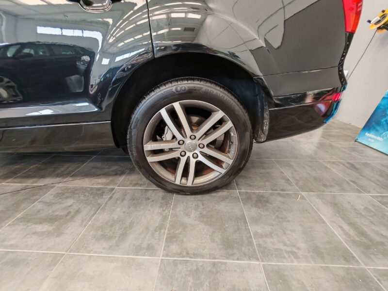 AUDI Q7 3.0 TDI quattro tiptronic DPF