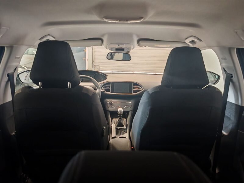 PEUGEOT 308 PEUGEOT 308 SW Allure 1.2 PureTech 96KW 130CV SS