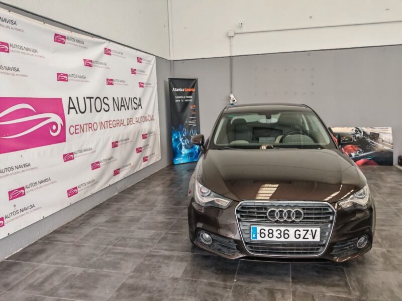 AUDI A1 1.6 TDI 105cv Attraction