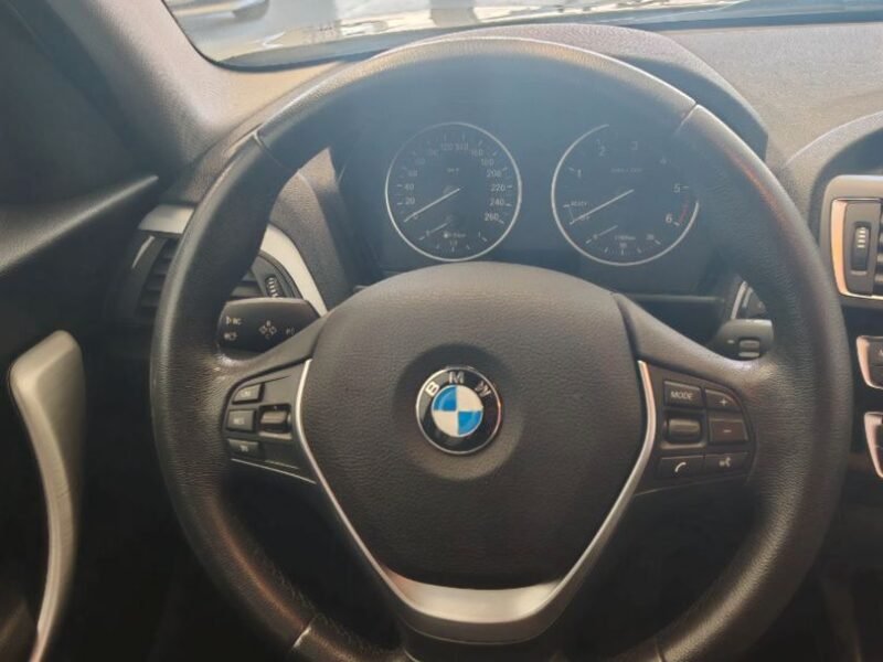 BMW SERIE 1 BMW Serie 1 116d EfficientDynamics