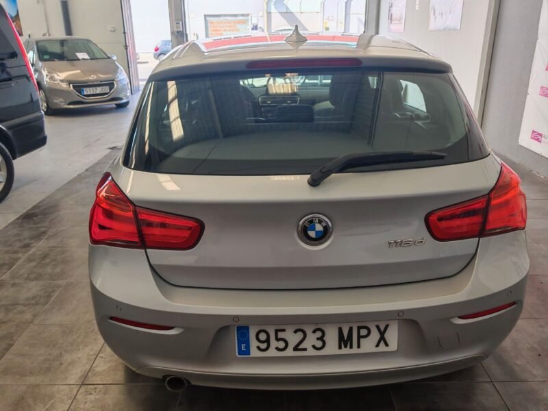 BMW SERIE 1 BMW Serie 1 116d EfficientDynamics