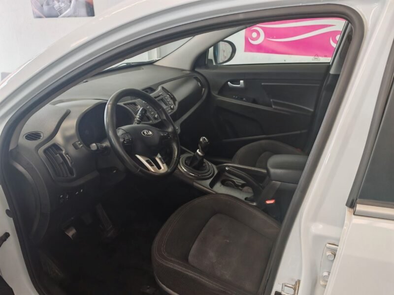 KIA SPORTAGE KIA Sportage 1.7 CRDI VGT Concept 4×2