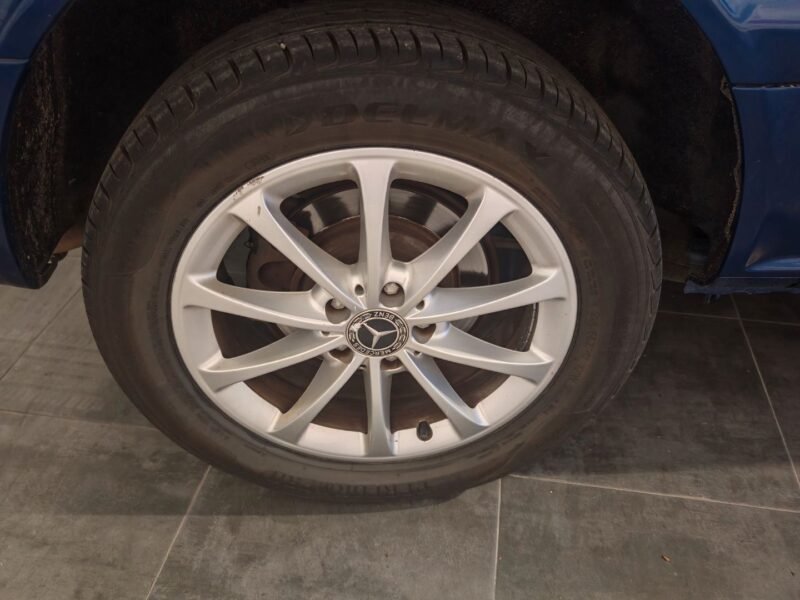 MERCEDES-BENZ VITO MERCEDES-BENZ Vito 109 CDI Compacta