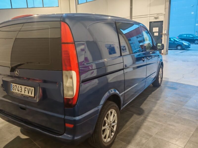 MERCEDES-BENZ VITO MERCEDES-BENZ Vito 109 CDI Compacta
