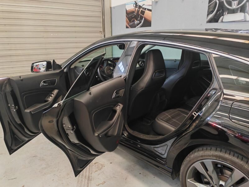 MERCEDES-BENZ CLA 200 SHOOTING BREAK 2.0 CDI
