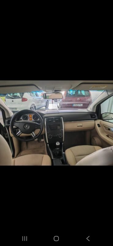 MERCEDES-BENZ CLASE B B200 CDI