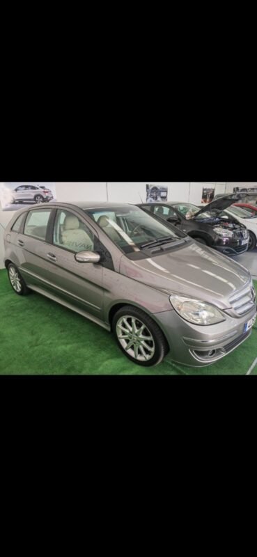 MERCEDES-BENZ CLASE B B200 CDI