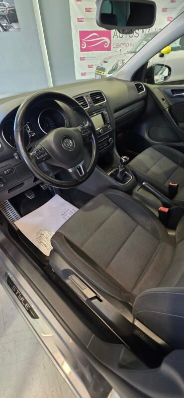 VOLKSWAGEN GOLF VI 1.6 TDI 105cv BlueMotion