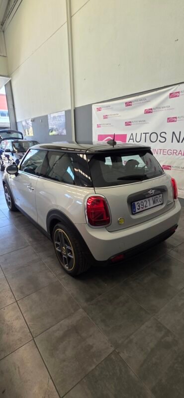 MINI COOPER SE ELECTRIC