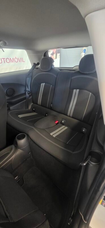 MINI COOPER SE ELECTRIC