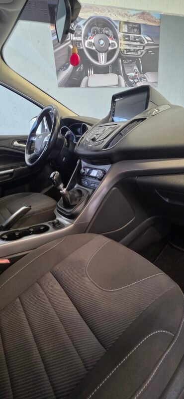 FORD Kuga TREND 4X2