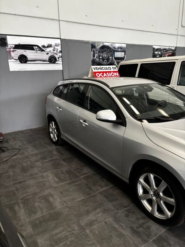 VOLVO V60 1.6 D2 