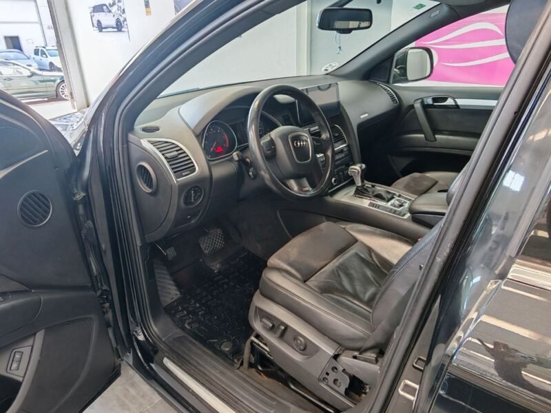 AUDI Q7 3.0 TDI